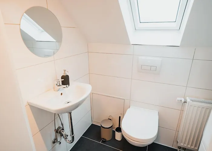 Working - 8 Single Beds - 5 Schlafzimmer Appartement Mönchengladbach