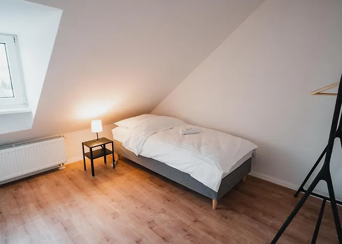 Appartement Working - 8 Single Beds - 5 Schlafzimmer